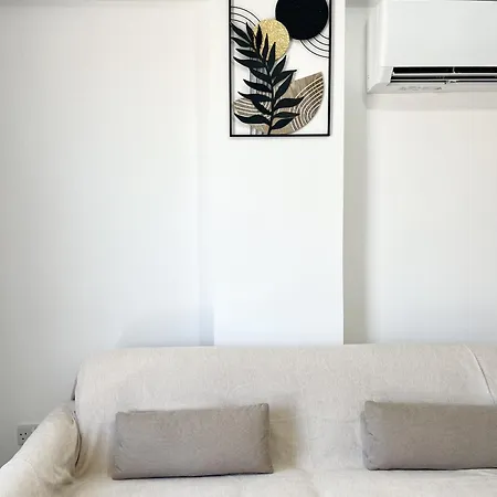 דירה Finikoudes Nest 3